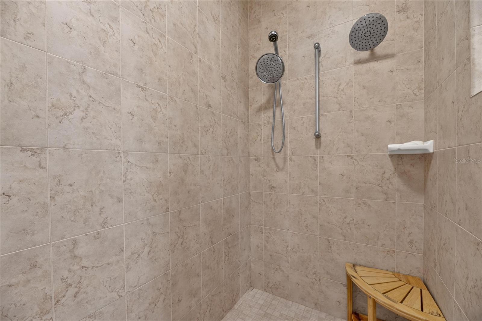 713 Islebay Dr Property Photo 45