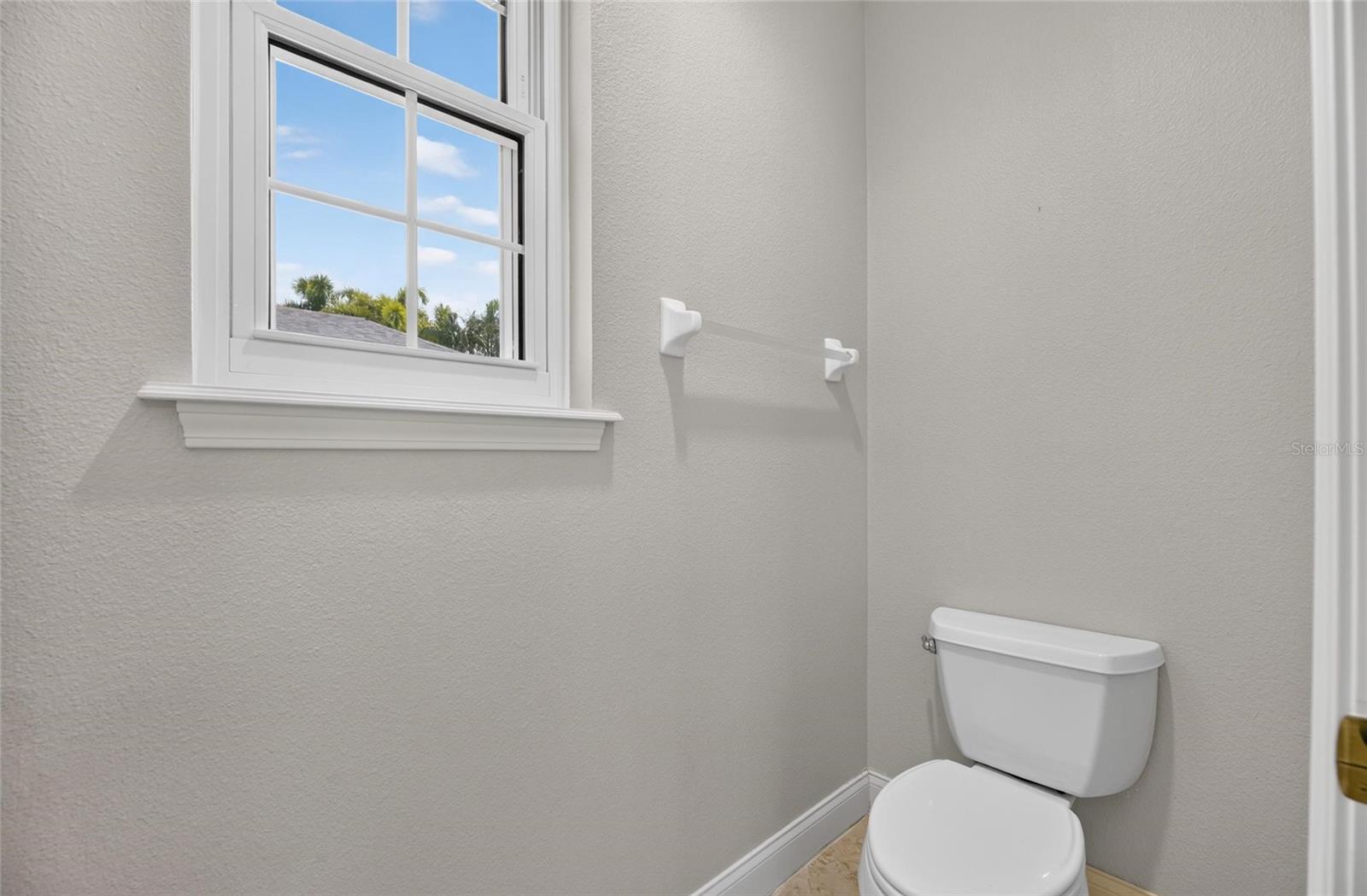 713 Islebay Dr Property Photo 46