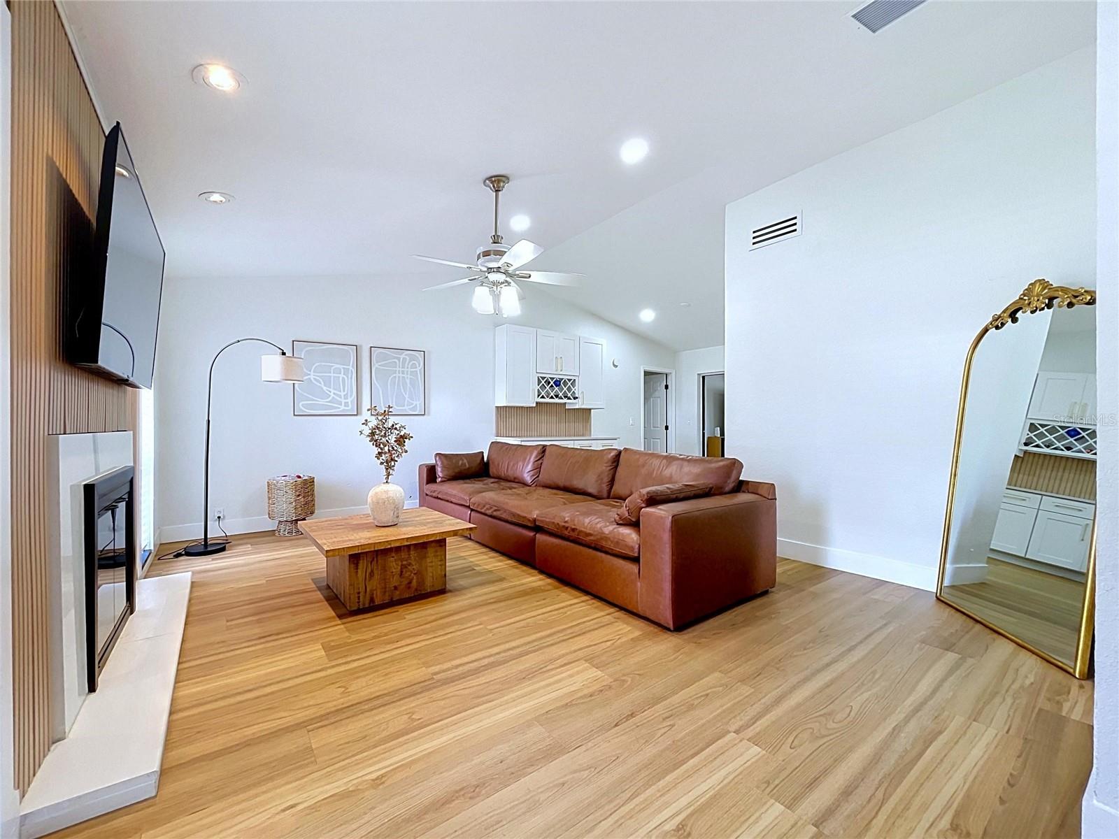 5520 Fulmar Dr Property Photo 18