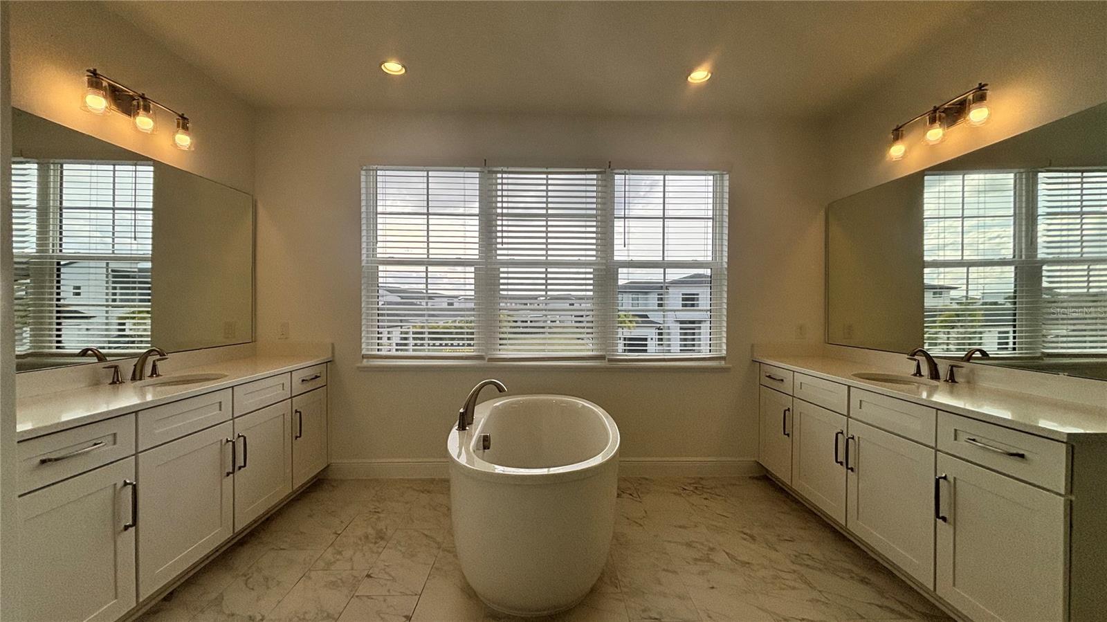 9233 Santorini Dr Property Photo 46