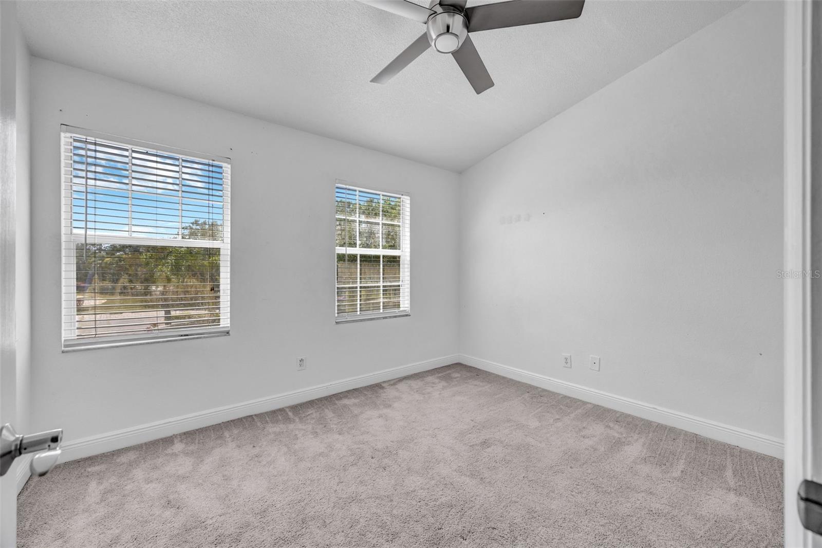 6127 Bayside Key Dr Property Photo 36