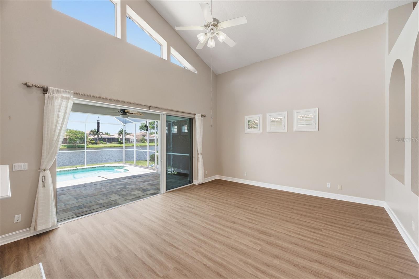 9985 Sago Point Dr Property Photo 4
