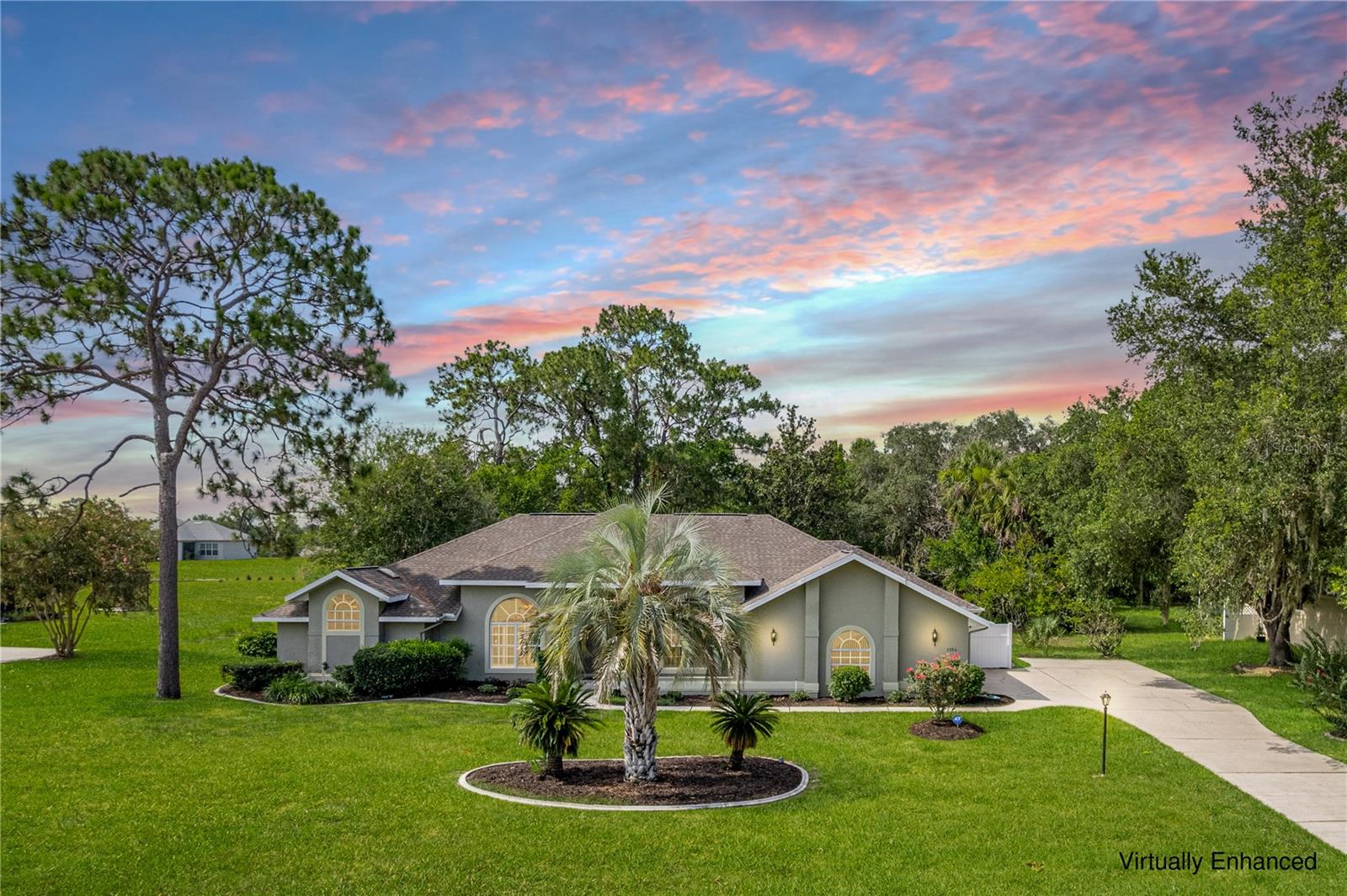 1154 E Triple Crown Loop Property Photo 1