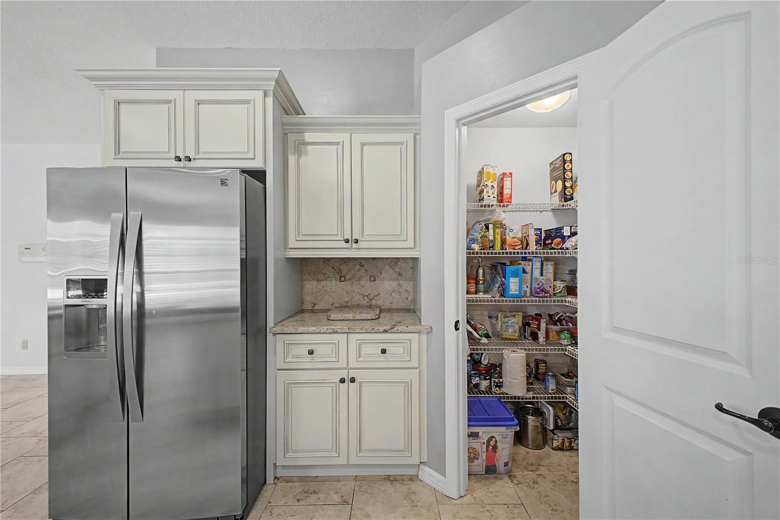1154 E Triple Crown Loop Property Photo 18