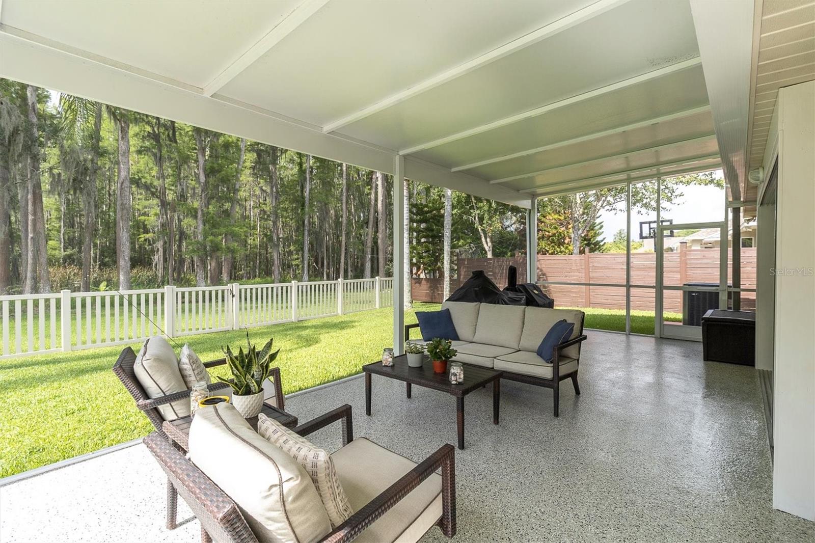 7832 Blue Spring Dr Property Photo 31