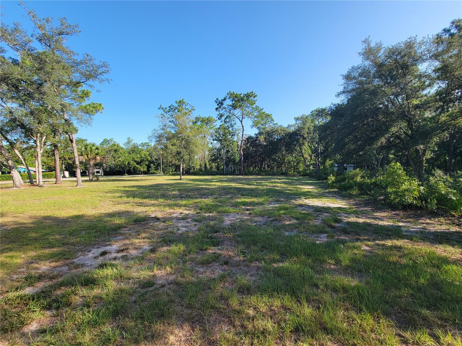 2075 S Colonial Ave Property Photo 1