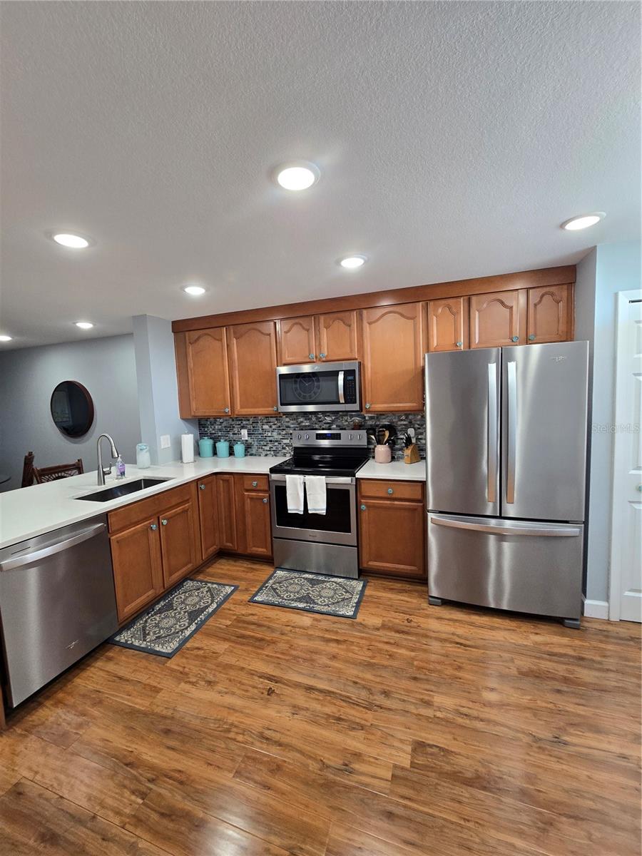 7600 Sun Island Dr S #306 Property Photo 2