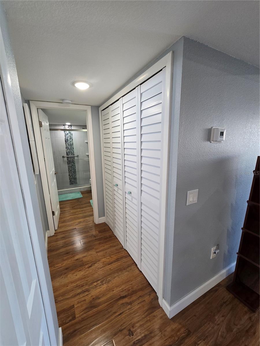 7600 Sun Island Dr S #306 Property Photo 8