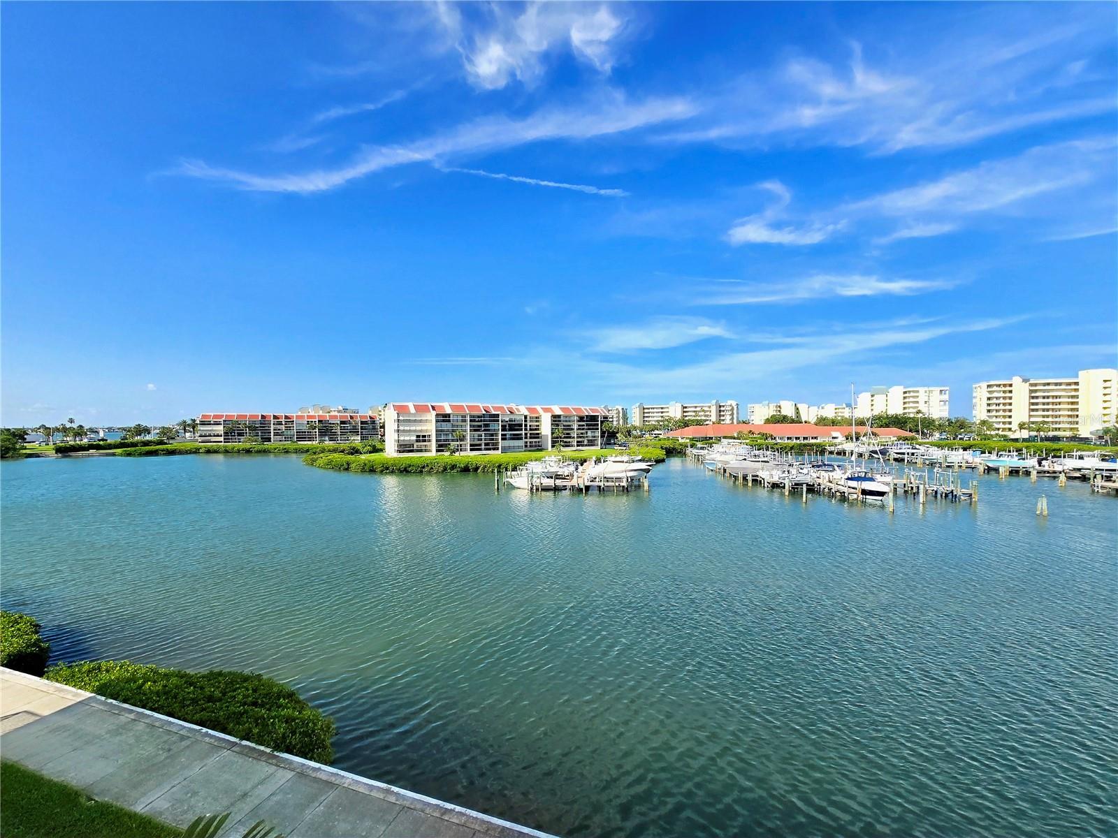 7600 Sun Island Dr S #306 Property Photo 16