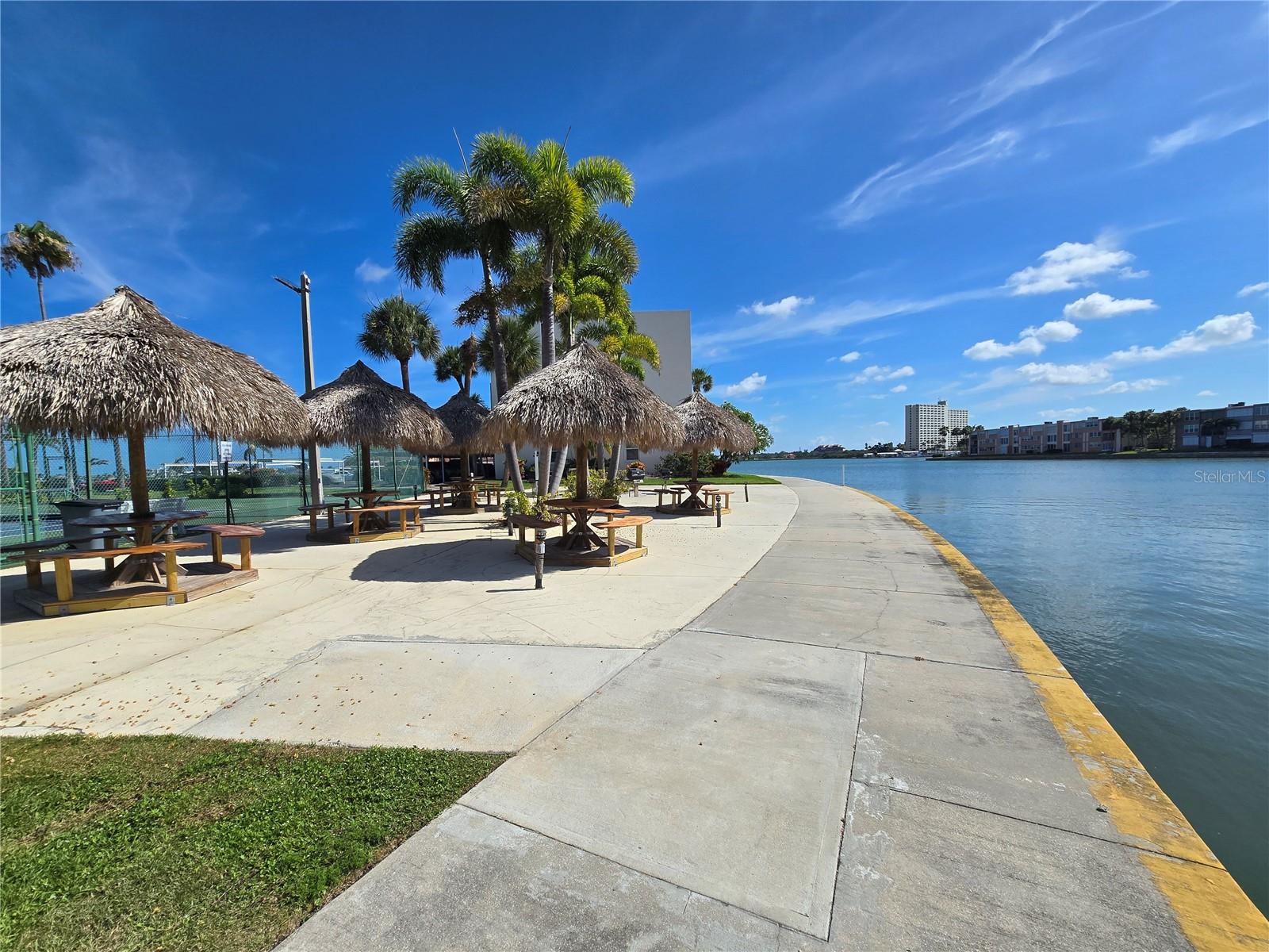 7600 Sun Island Dr S #306 Property Photo 20