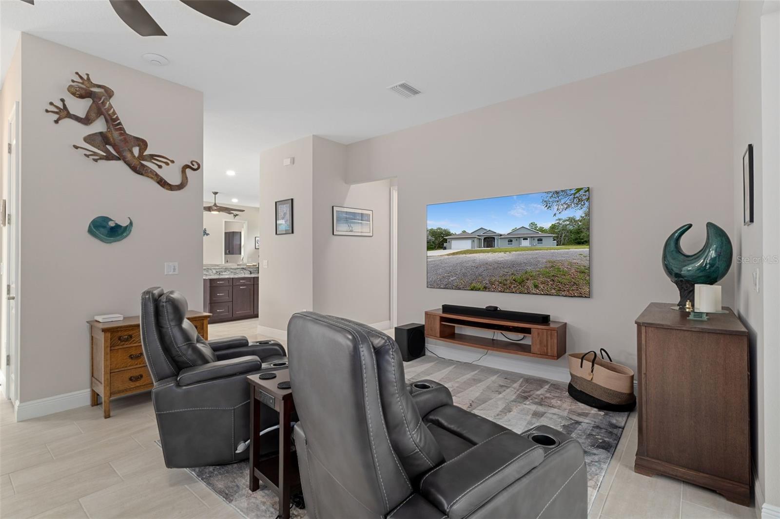 14610 Hidden Deer Trl Property Photo 12