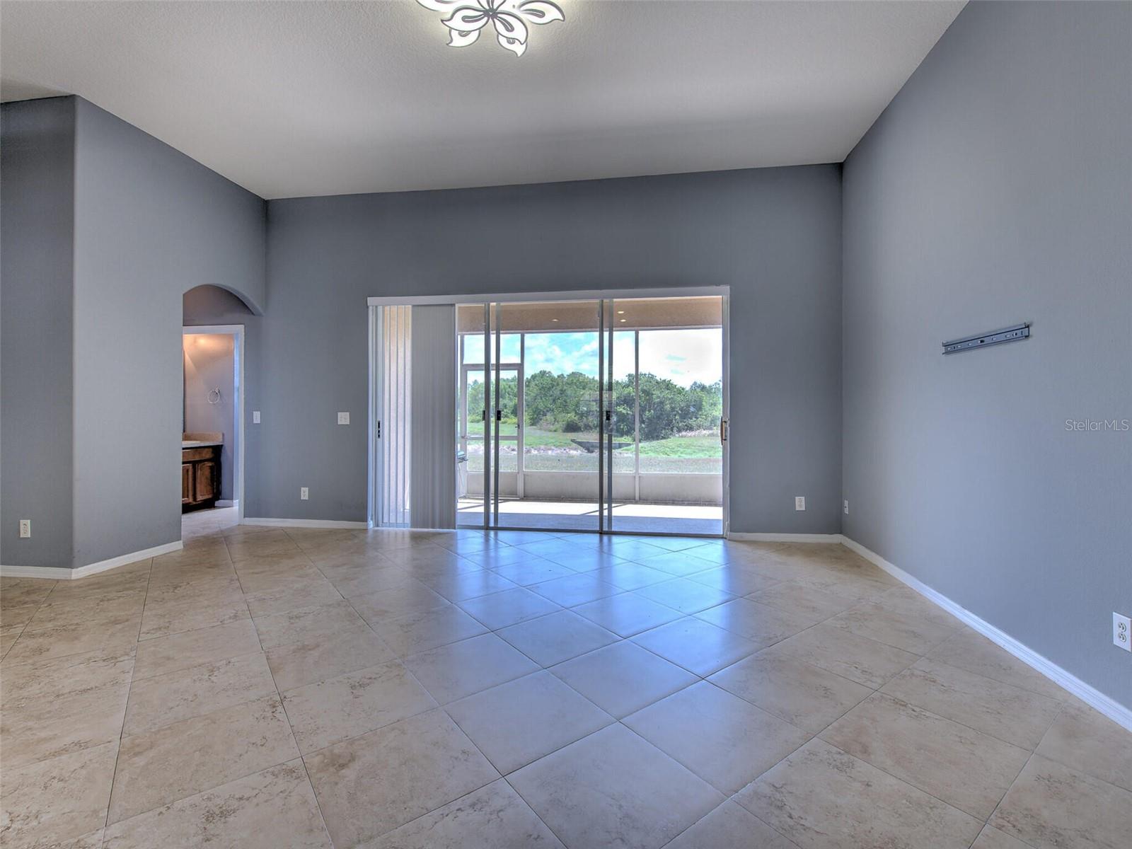 10907 Australian Pine Dr Property Photo 12