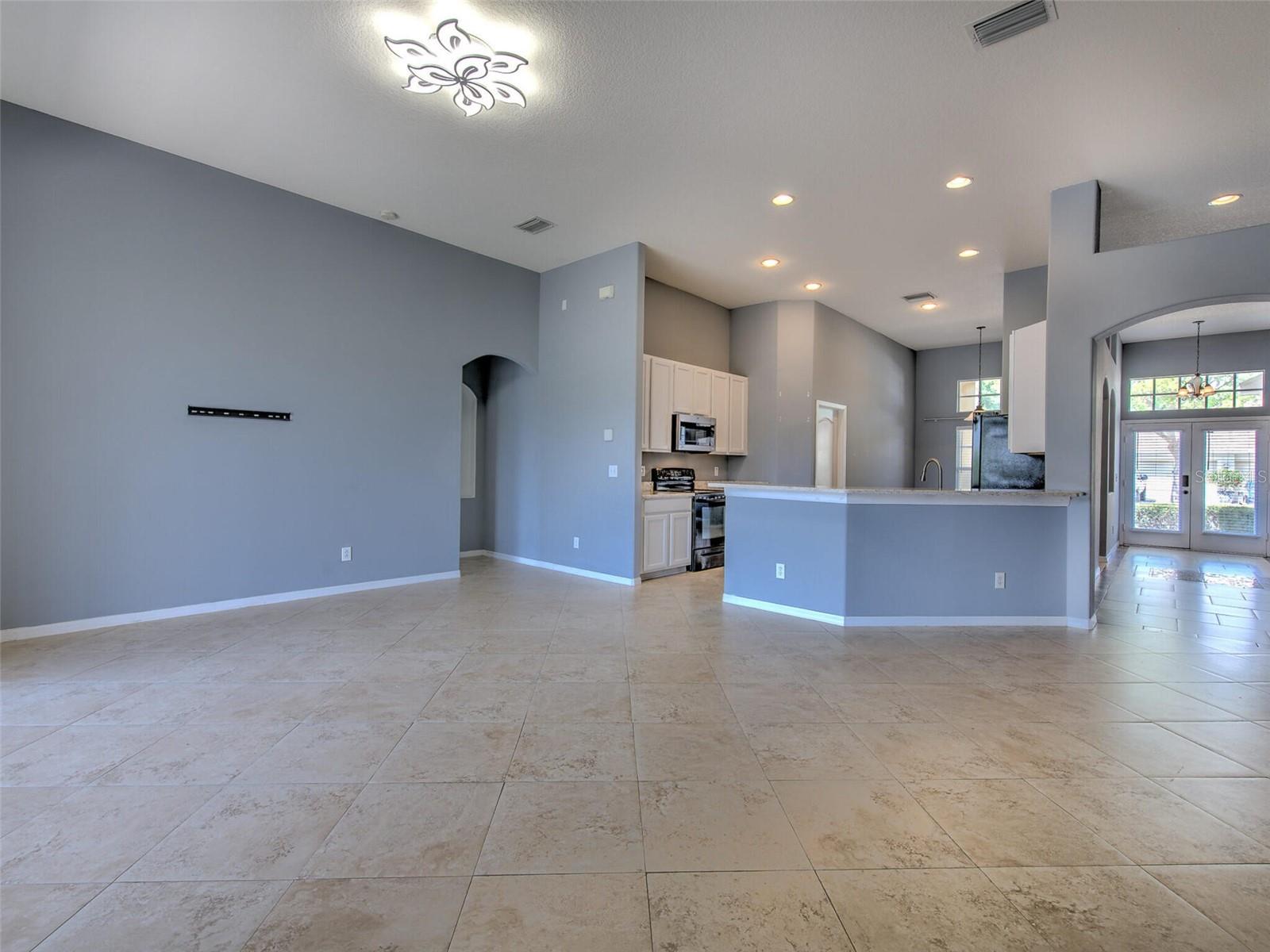 10907 Australian Pine Dr Property Photo 15