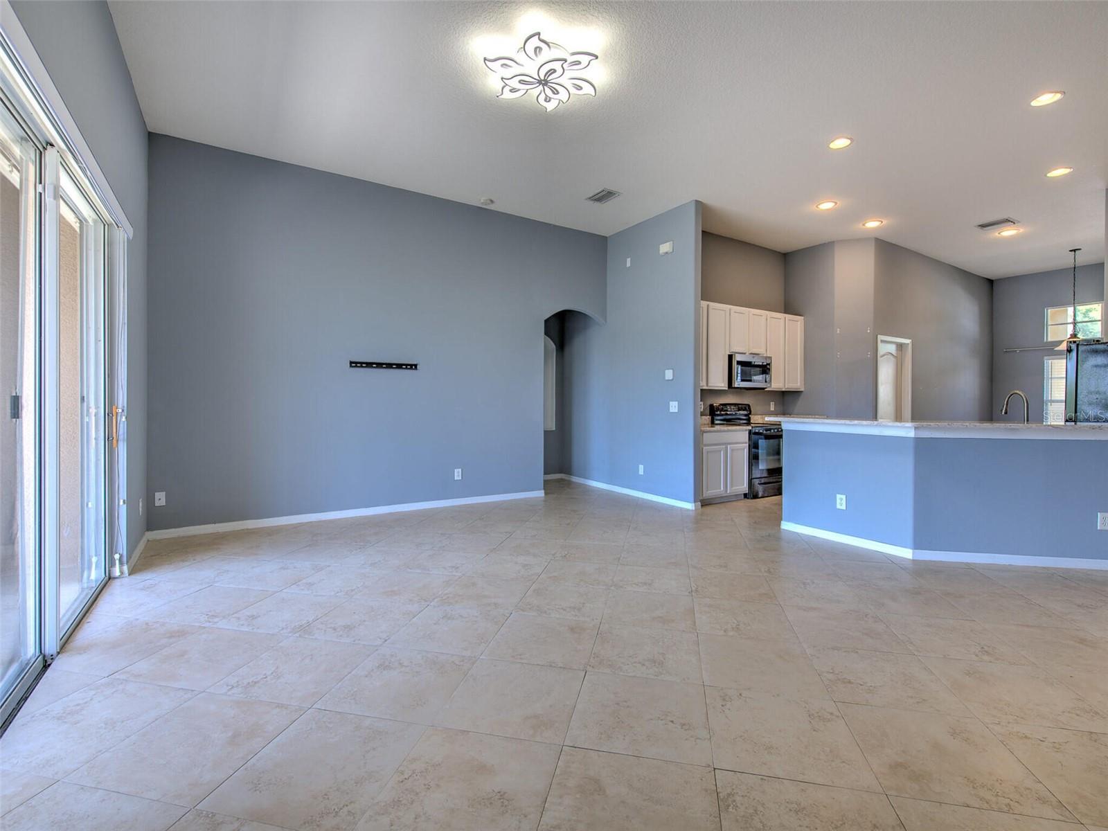 10907 Australian Pine Dr Property Photo 16