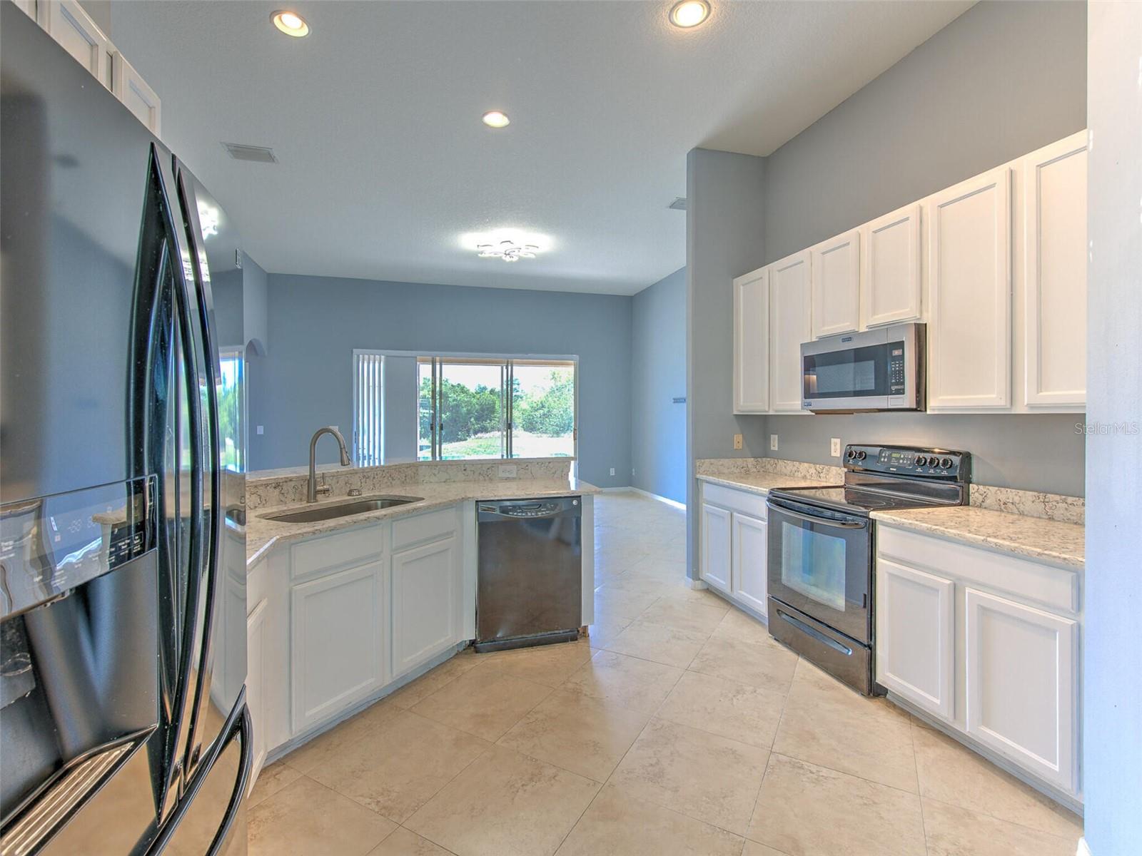 10907 Australian Pine Dr Property Photo 21