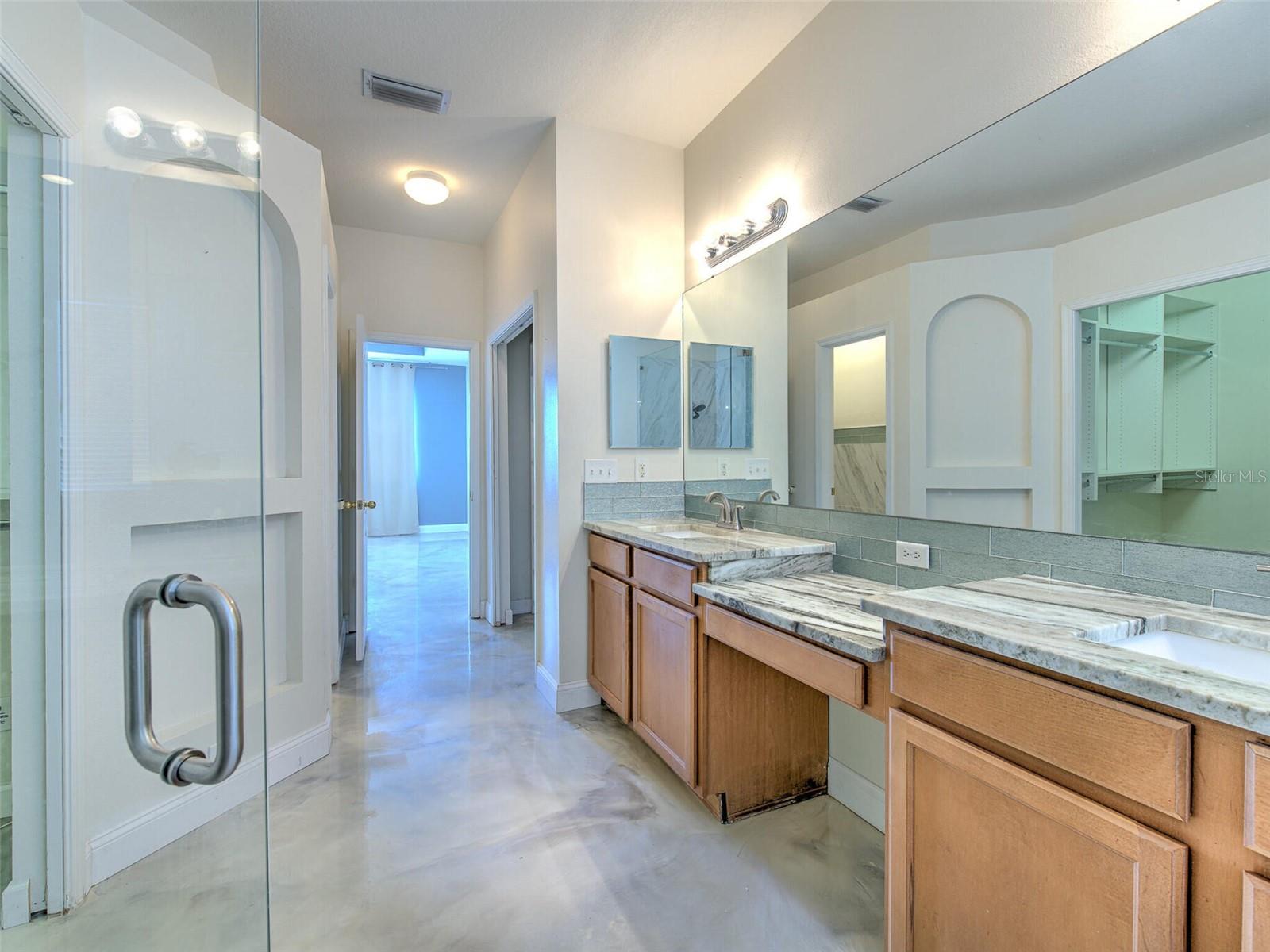 10907 Australian Pine Dr Property Photo 42