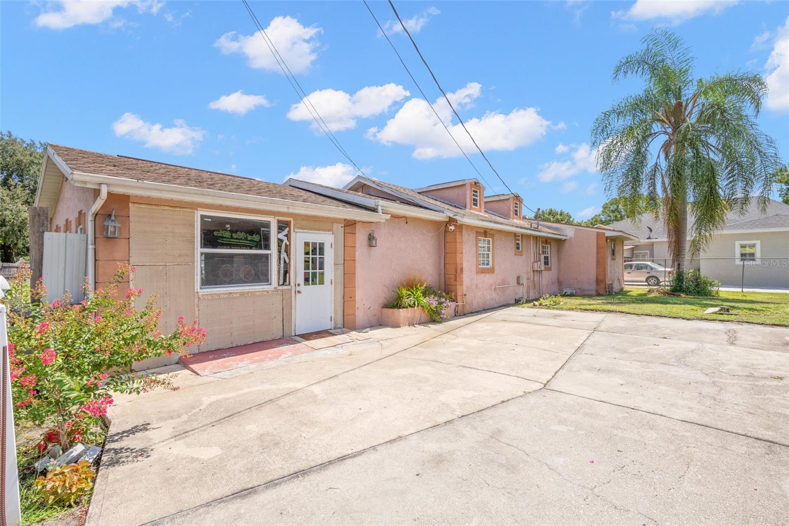 2442 Shirah Rd Property Photo 1