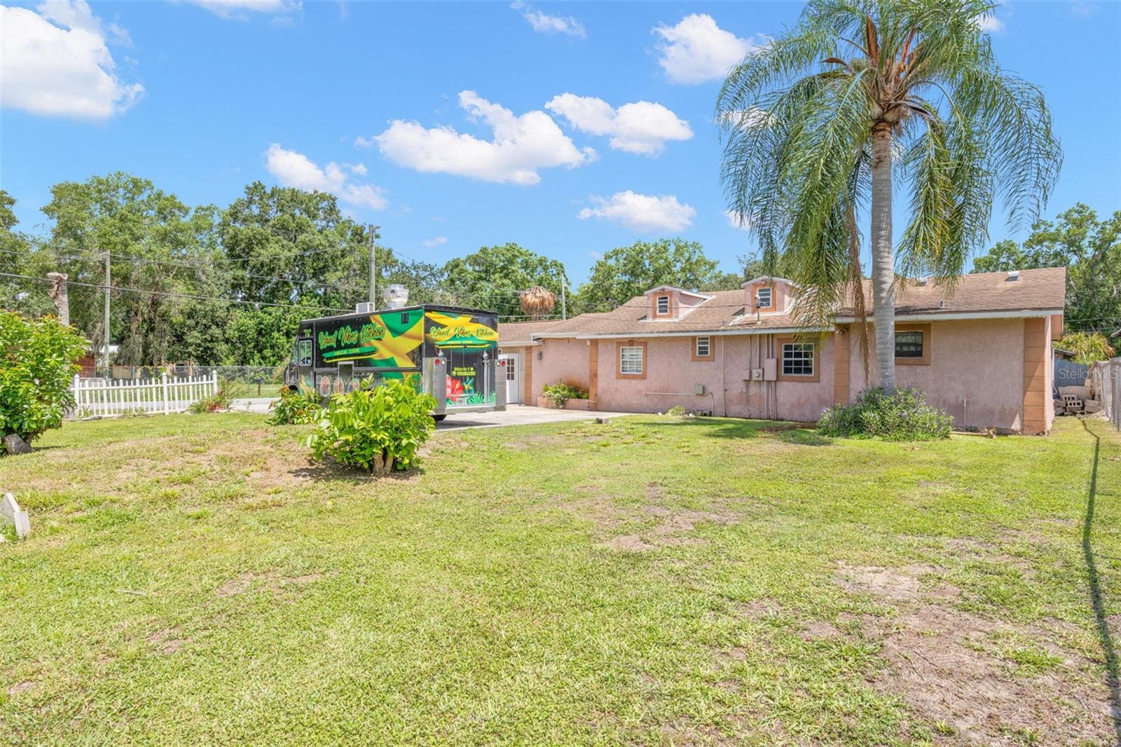 2442 Shirah Rd Property Photo 2