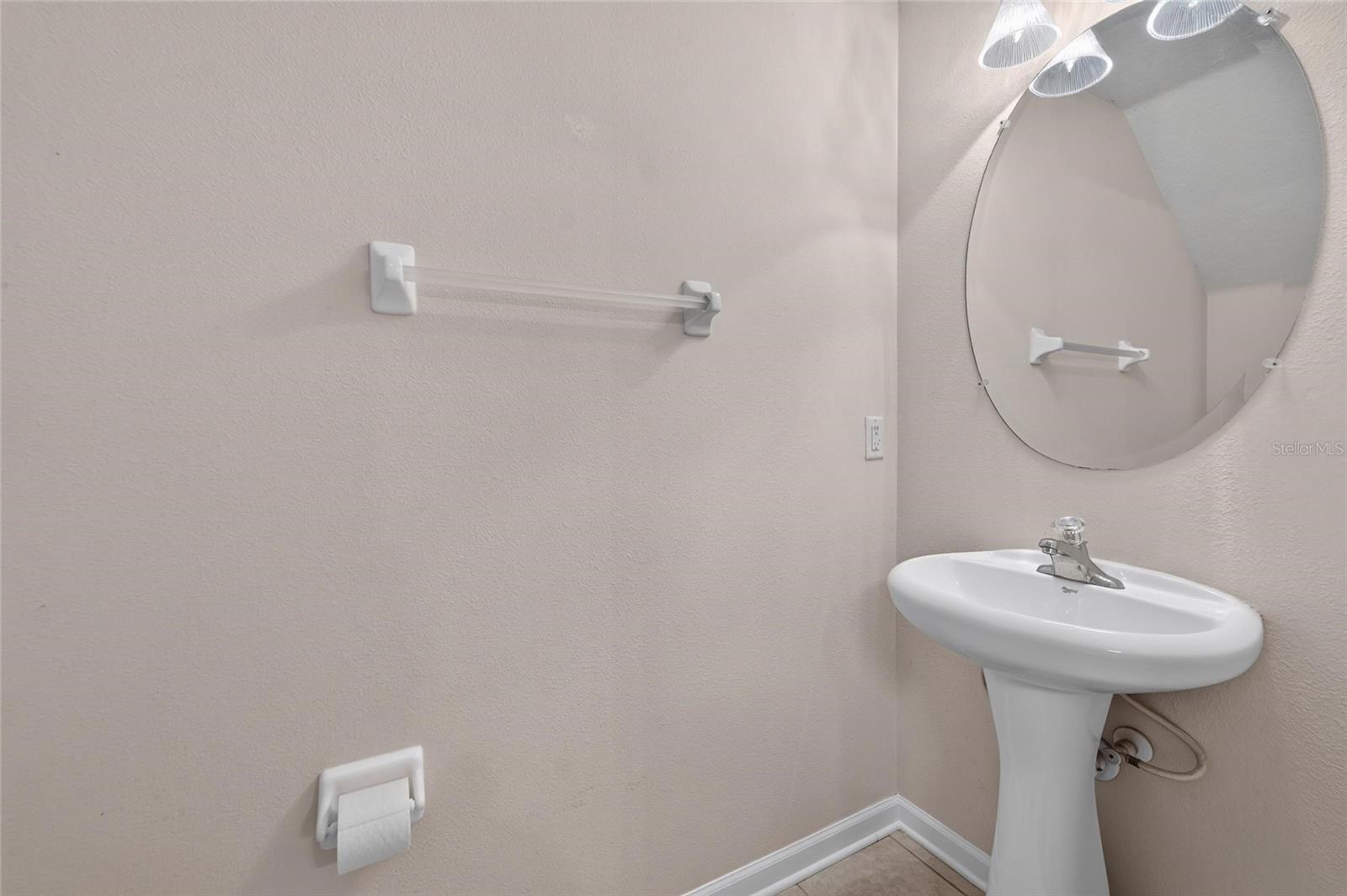 1019 Vista Cay Ct Property Photo 35