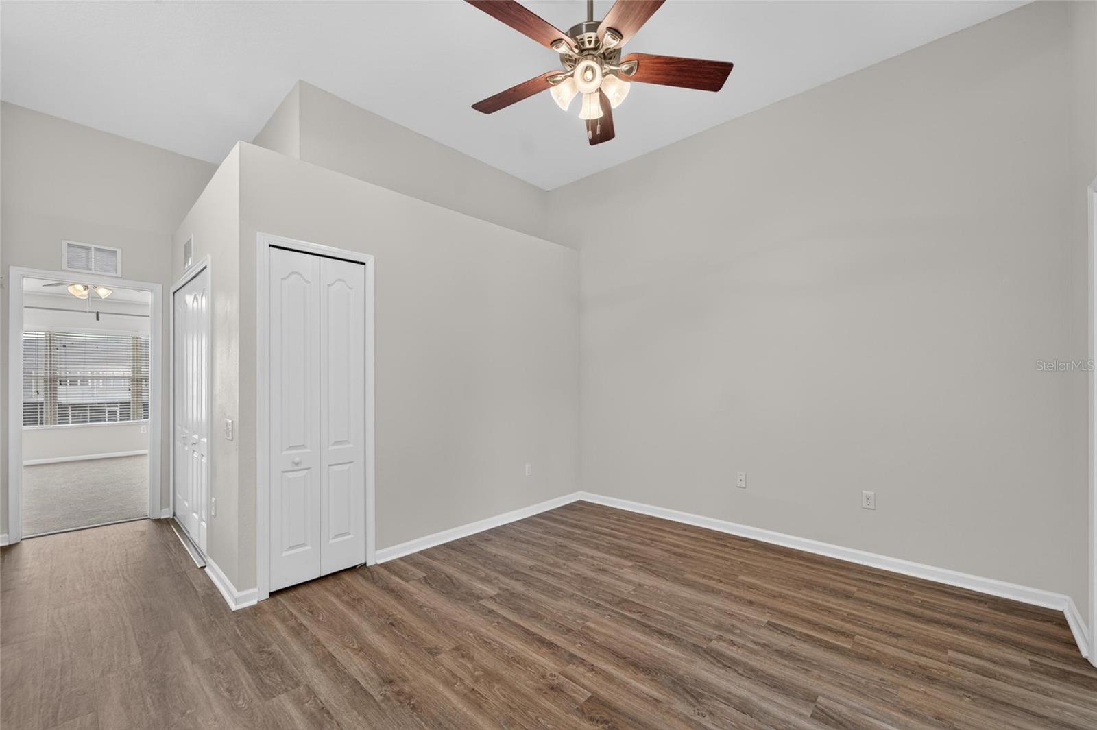 1019 Vista Cay Ct Property Photo 45