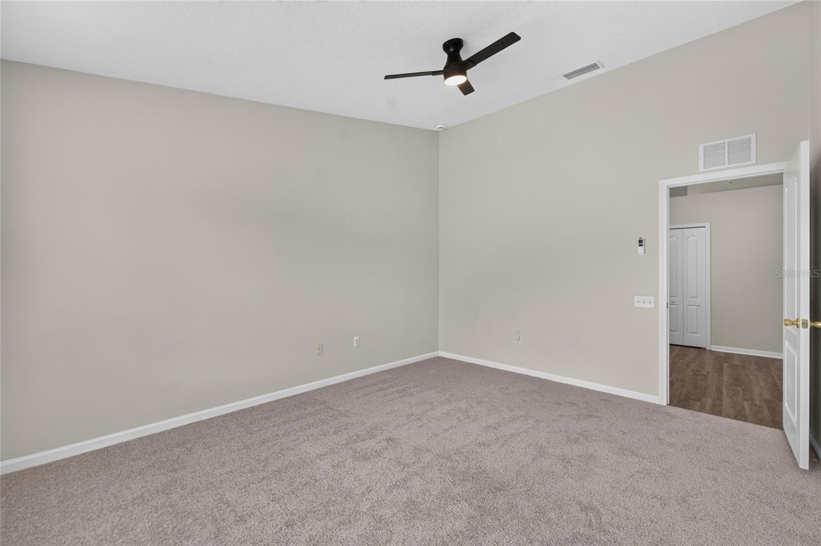 1019 Vista Cay Ct Property Photo 49