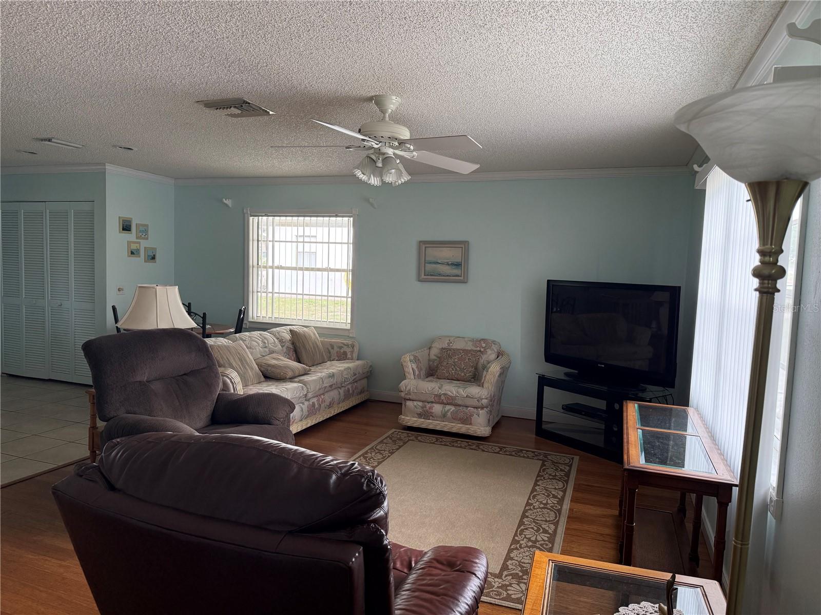 12131 Rockford St Property Photo 3