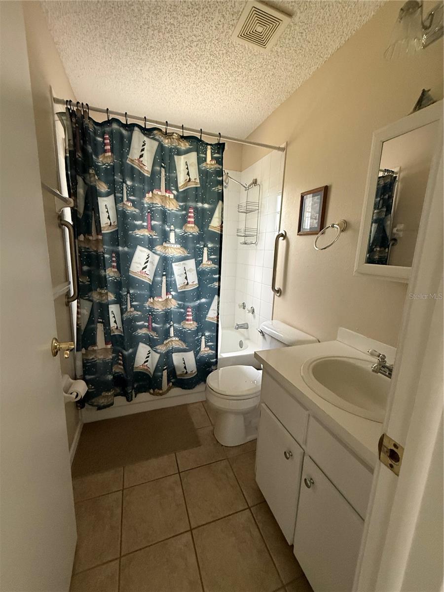 12131 Rockford St Property Photo 18