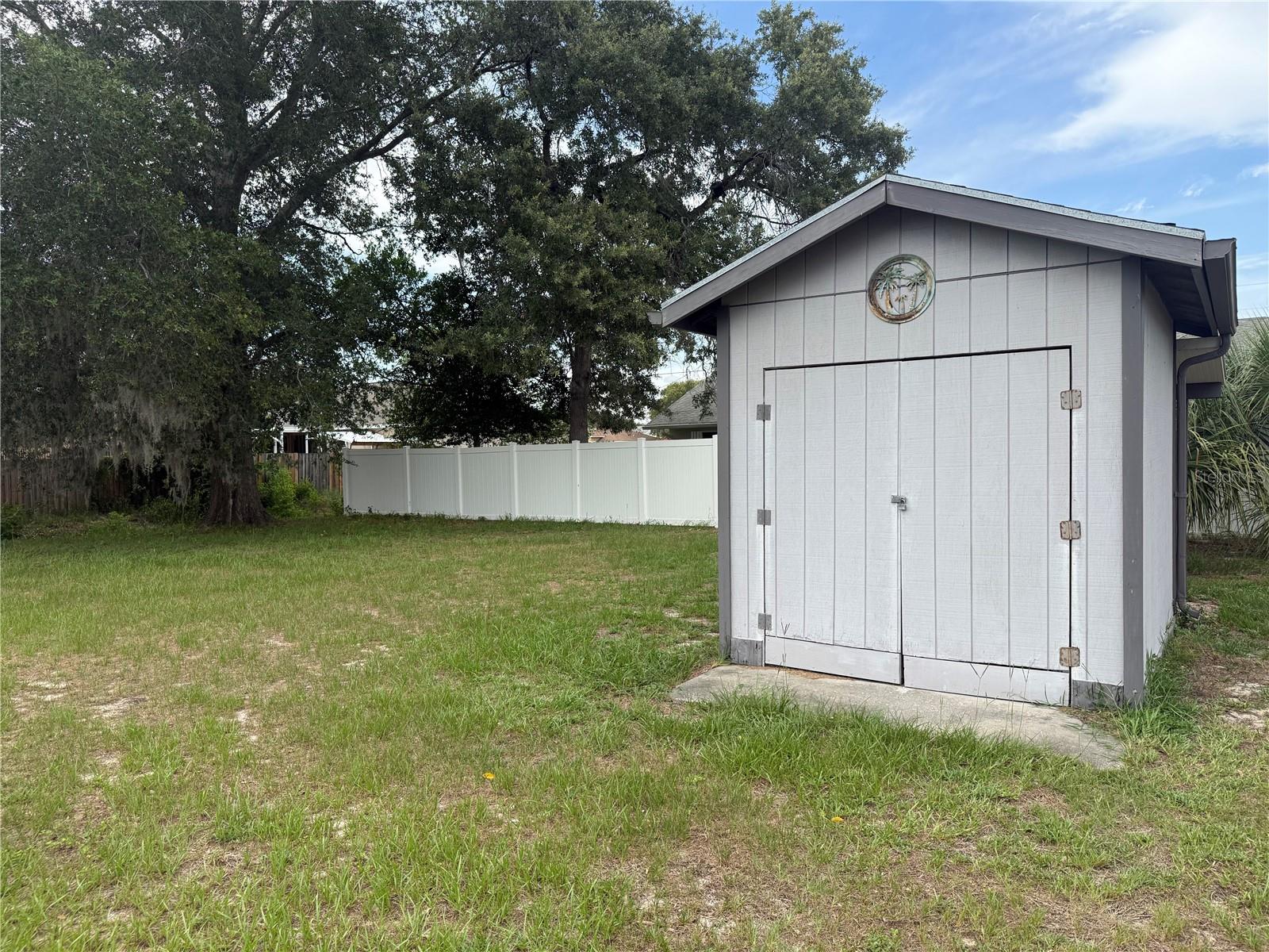 12131 Rockford St Property Photo 33