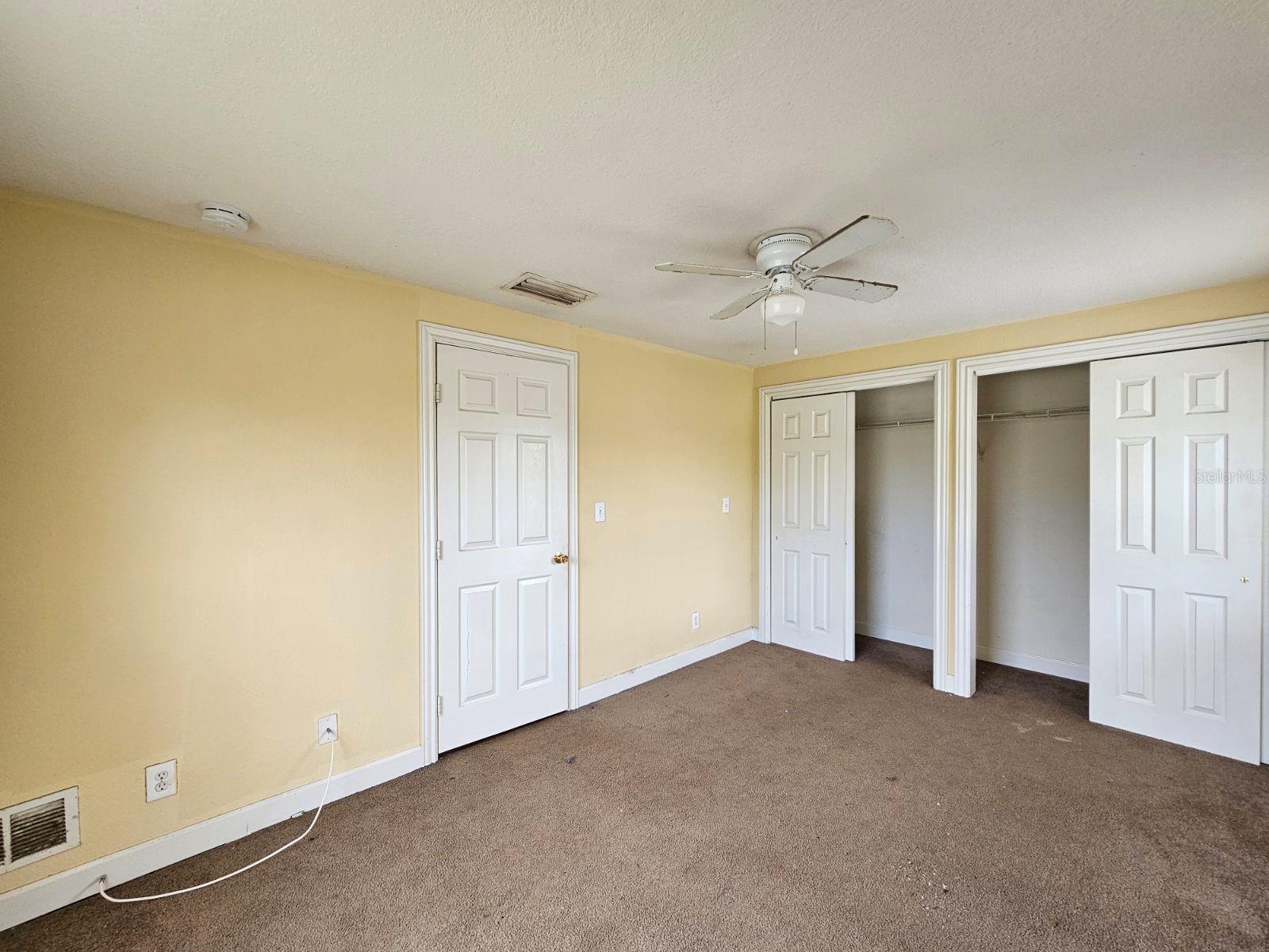 117 N Evergreen Ave #205 Property Photo 11