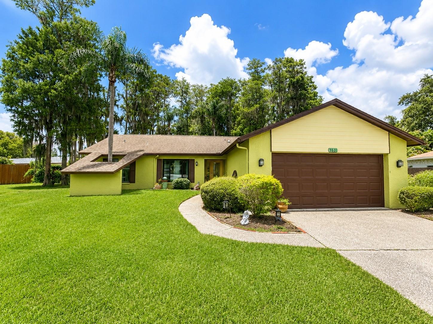 9801 Didrikson Dr Property Photo 1