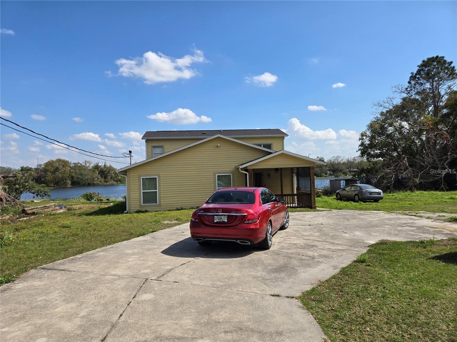 8725 Twin Lakes Blvd Property Photo 7