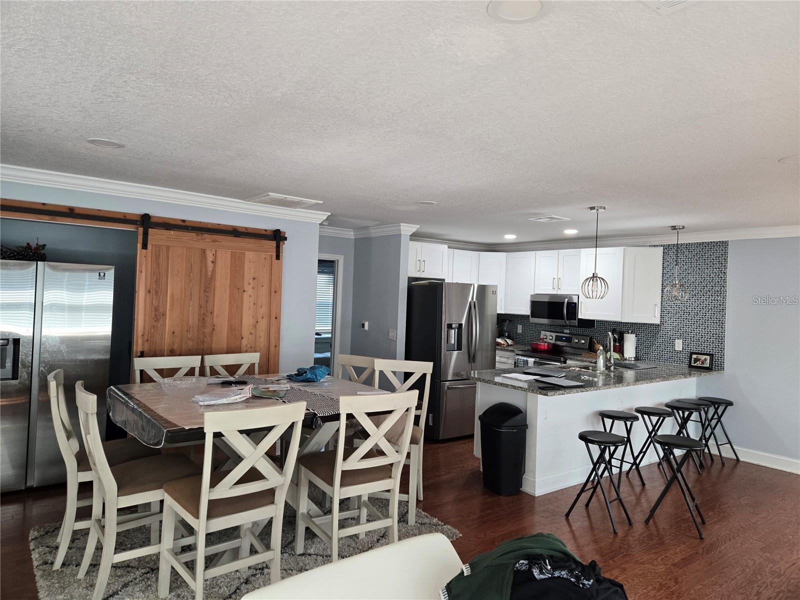 8725 Twin Lakes Blvd Property Photo 22
