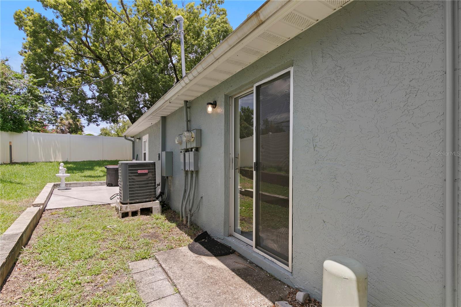 6225 Elmhurst Dr Property Photo 18