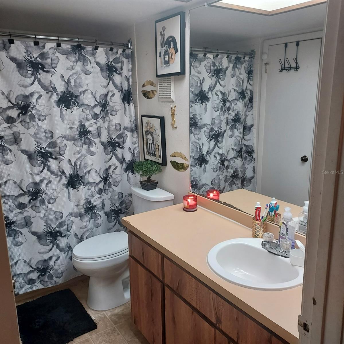 4927 Puritan Cir #123 Property Photo 8