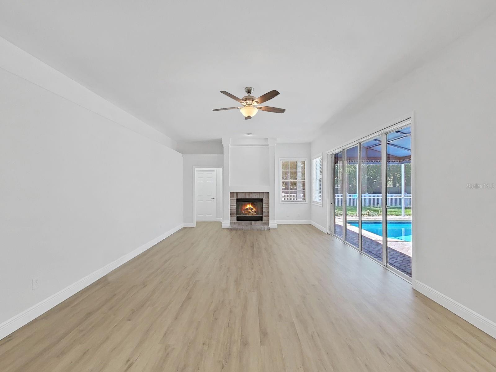 17110 Downs Dr Property Photo 19