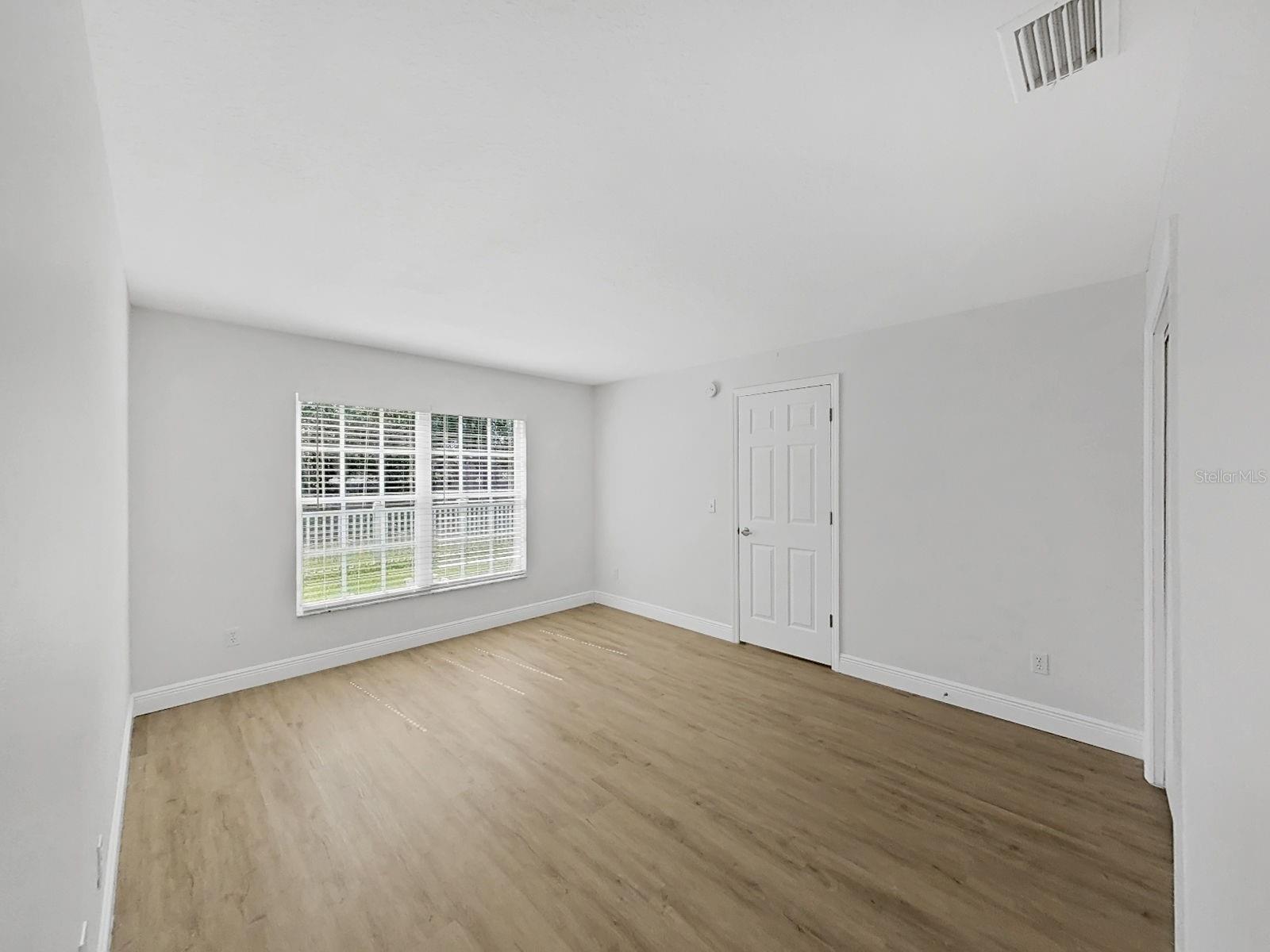 17110 Downs Dr Property Photo 34
