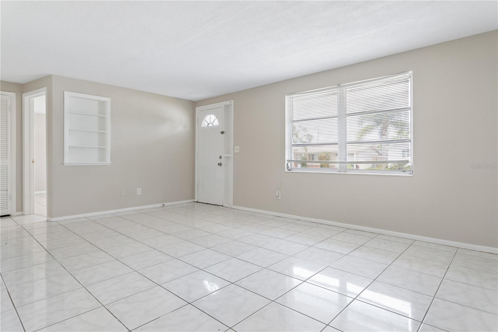 3337 Clydesdale Dr Property Photo 3