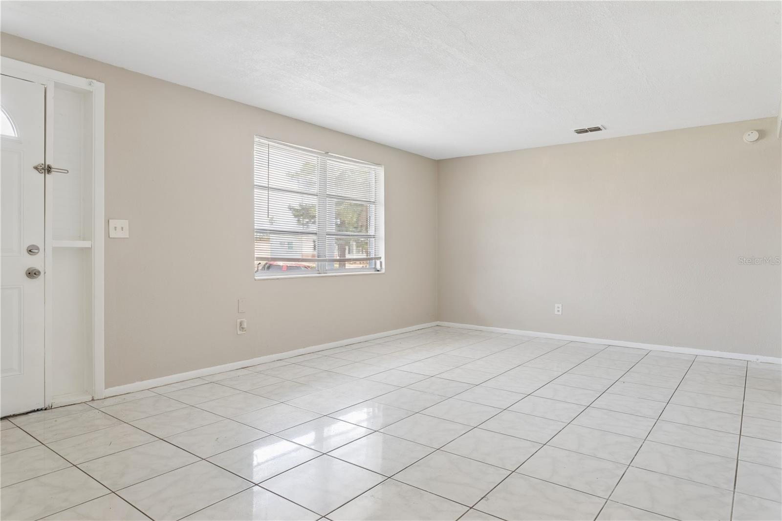 3337 Clydesdale Dr Property Photo 4