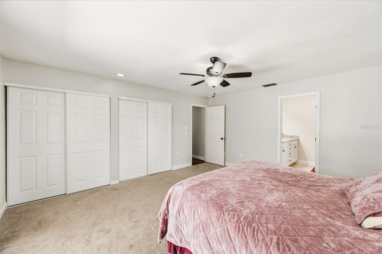 4712 Simcoe St Property Photo 23