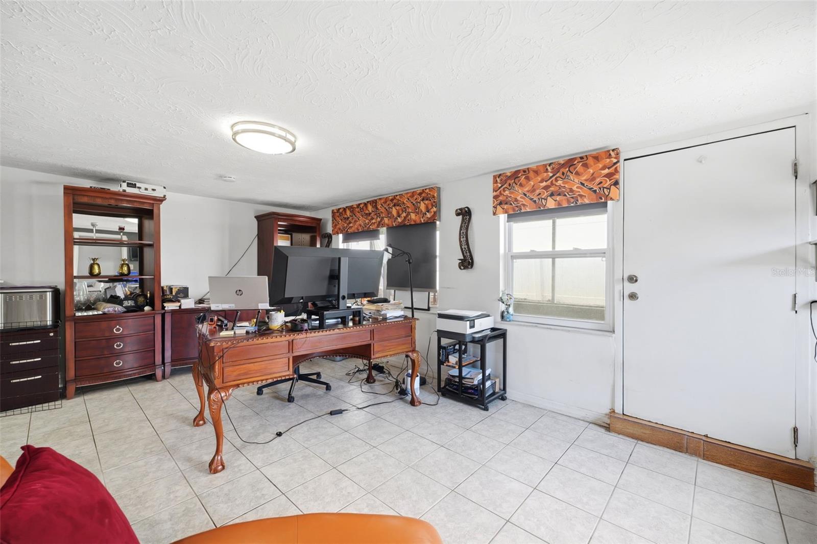 5633 Andrea Dr Property Photo 28