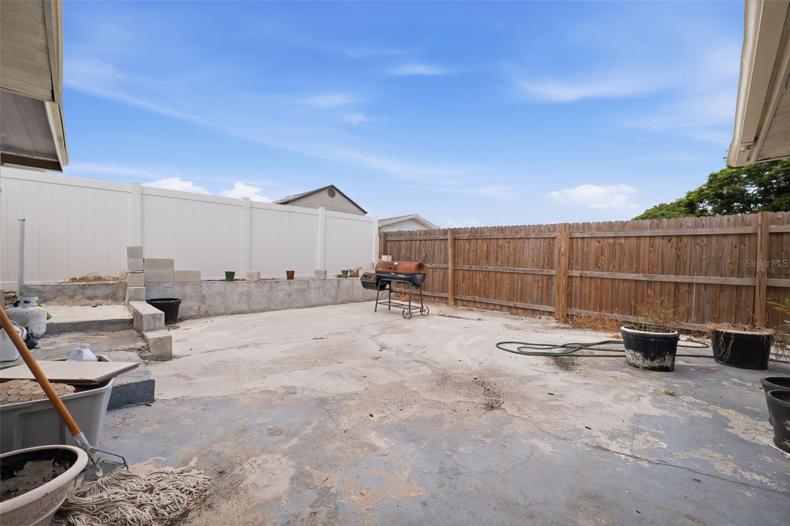 5633 Andrea Dr Property Photo 43