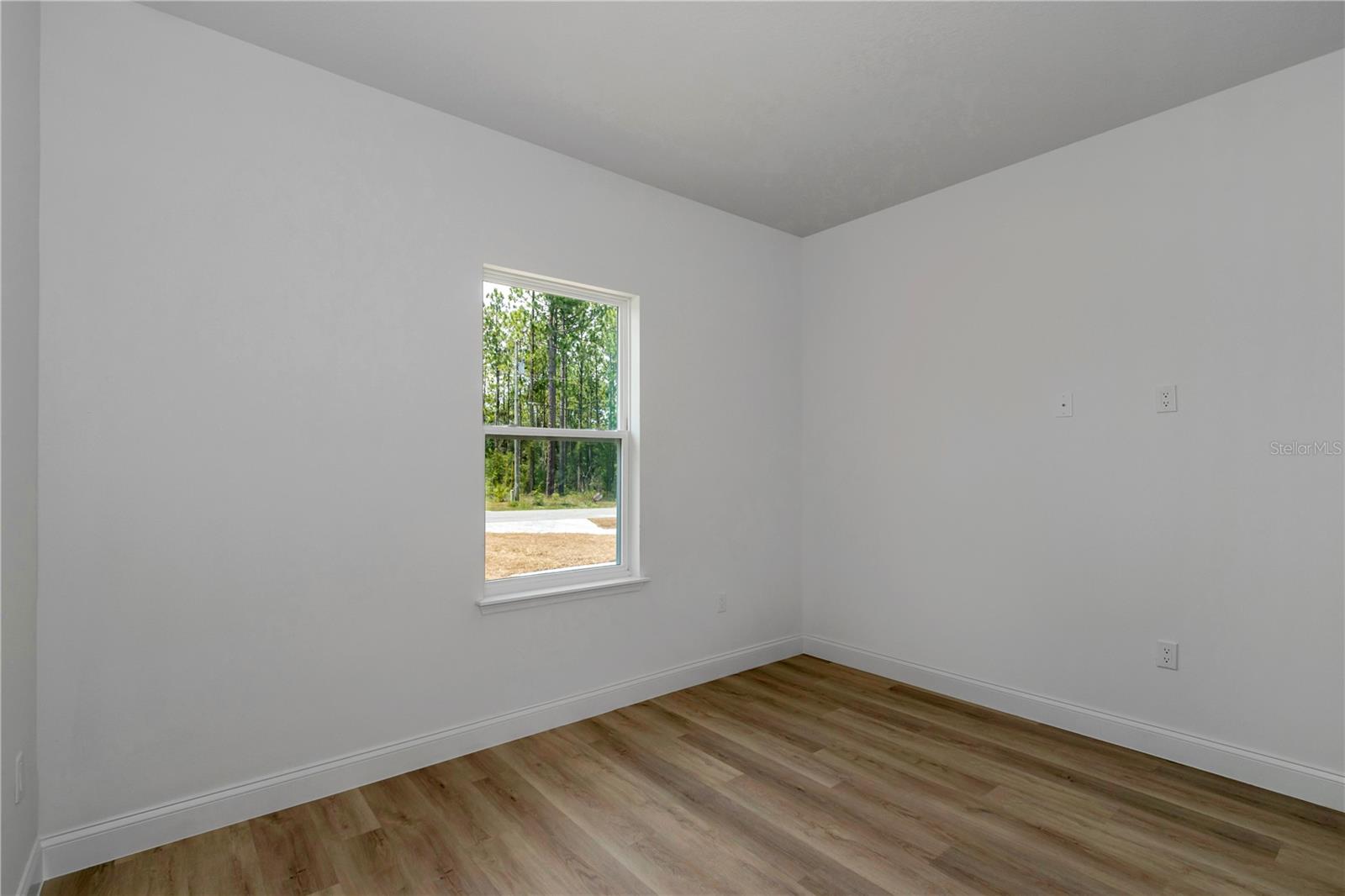 629 W Heronsbill Ln Property Photo 22