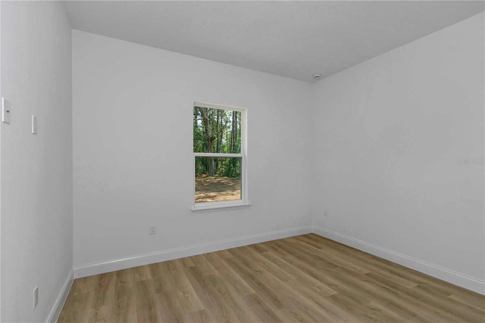 629 W Heronsbill Ln Property Photo 24