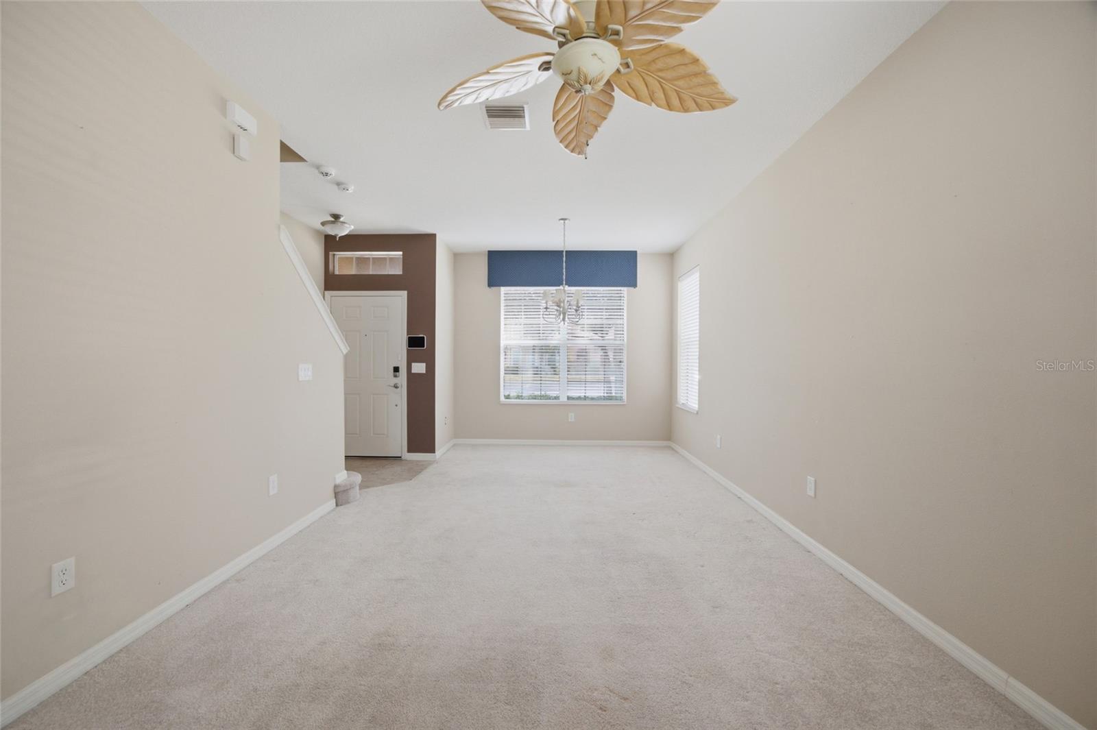 6924 Towering Spruce Dr Property Photo 6