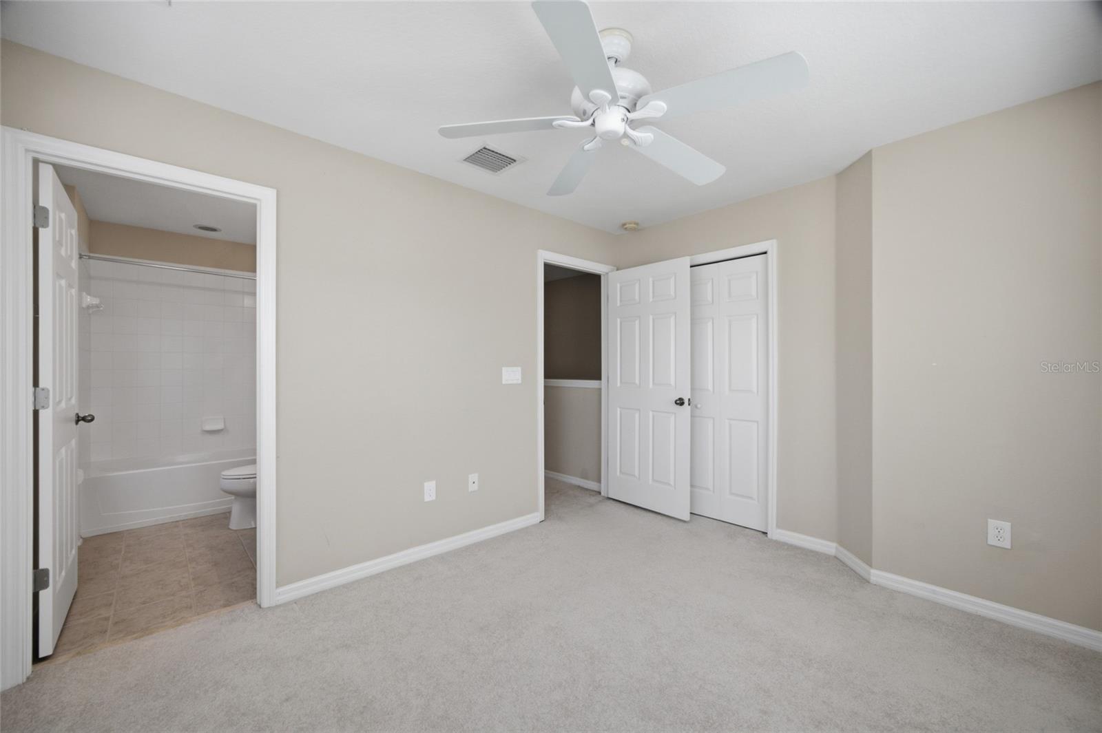 6924 Towering Spruce Dr Property Photo 15