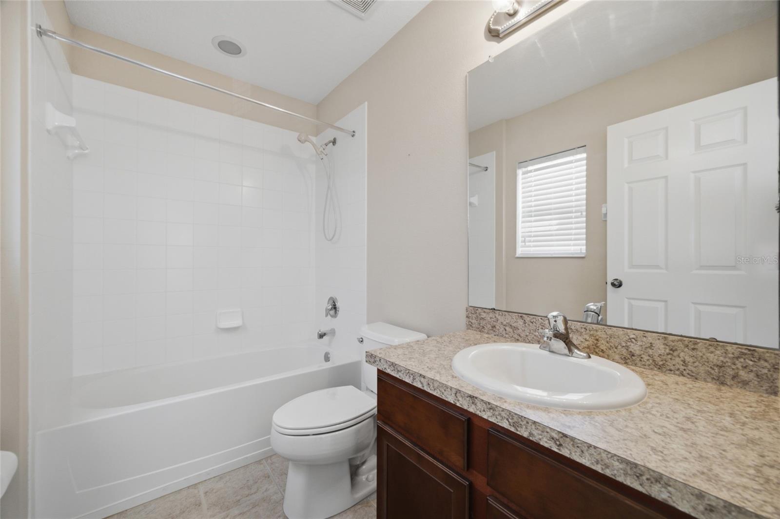 6924 Towering Spruce Dr Property Photo 18