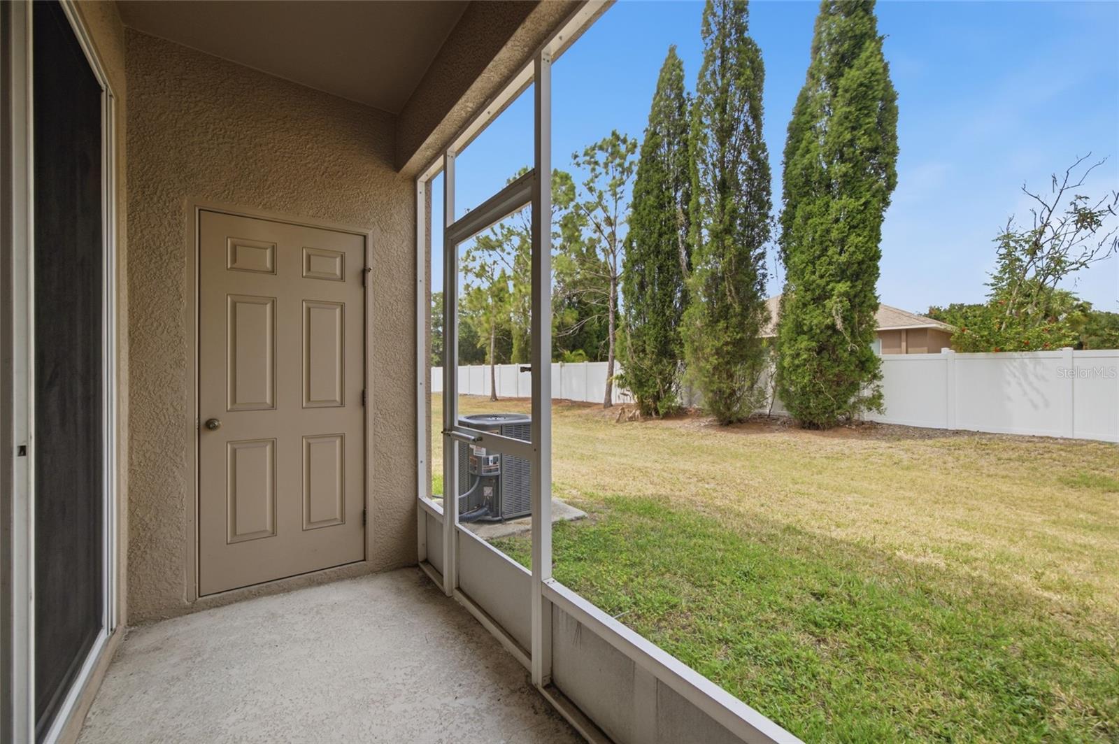 6924 Towering Spruce Dr Property Photo 22