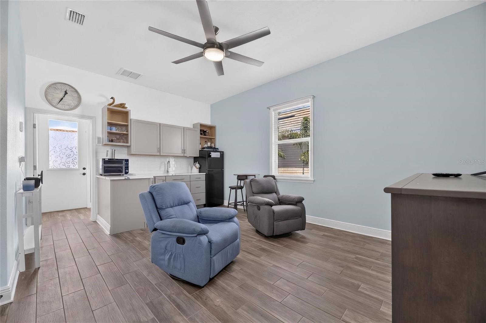 3016 Smilodon Trl Property Photo 46