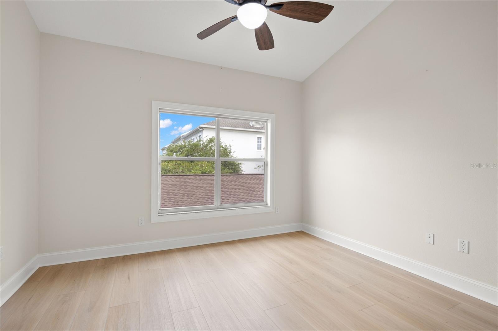 10034 Tate Ln Property Photo 20