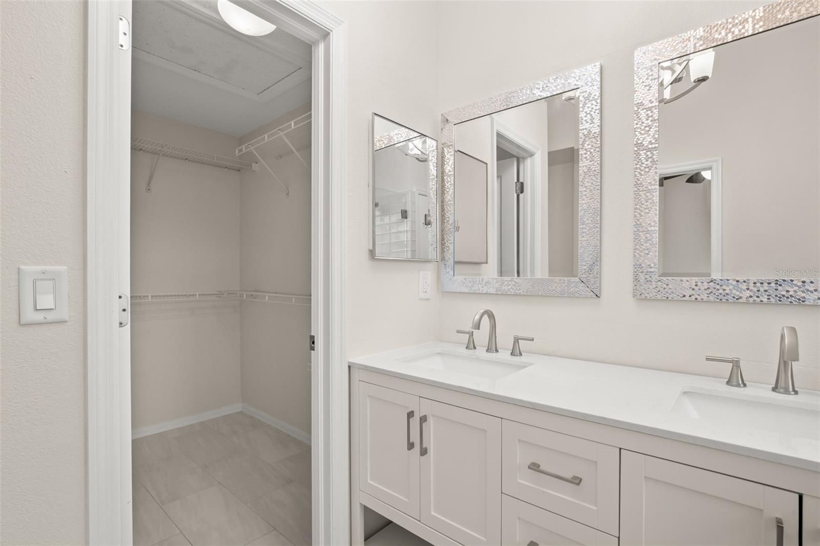 10034 Tate Ln Property Photo 24